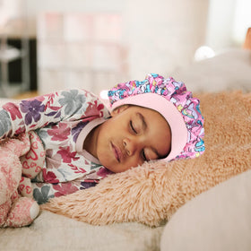 Selalu adjustable drawstring shown, custom fit that secures bonnet for active kids