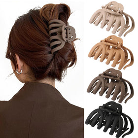 Seneeel front view of four octopus claw clips showing design and size benefit