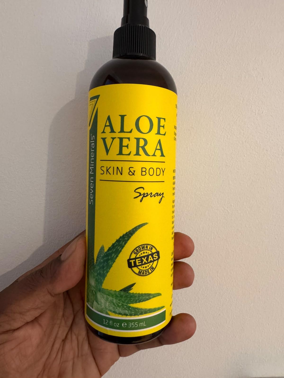 Seven Minerals organic aloe plants in southern Texas field highlighting source