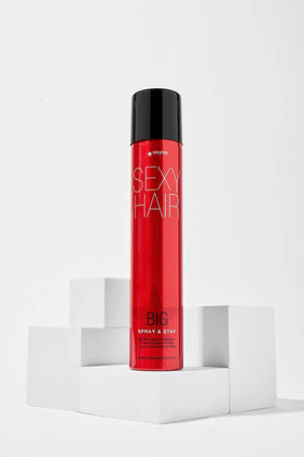 SexyHair used outdoors in humid weather showing humidity resistance and shine