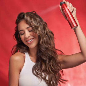 SexyHair microfiber texture close-up highlighting lightweight particles for airy lift