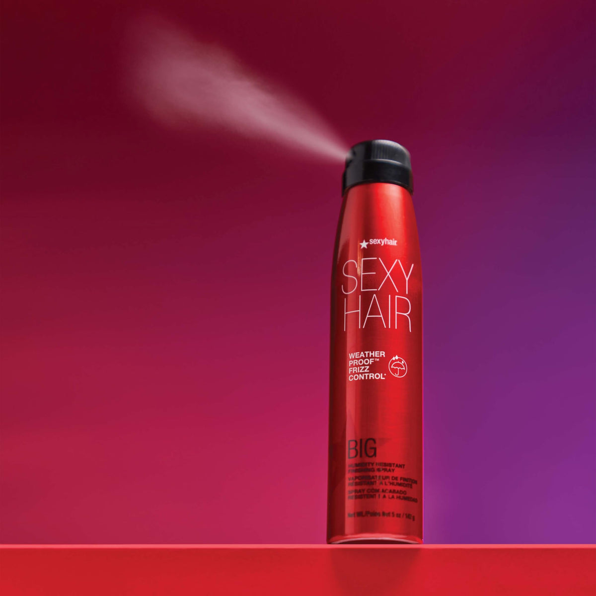 SexyHair outdoors lifestyle image protecting hair from humidity