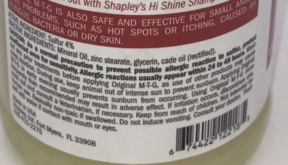 Shapley's in-use mane detangling image showing application reducing tangles for gentler grooming
