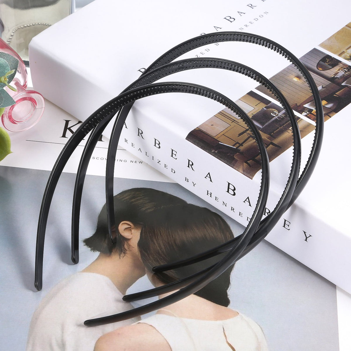 Shappy smooth ABS surface close-up for comfortable, snag-free wear