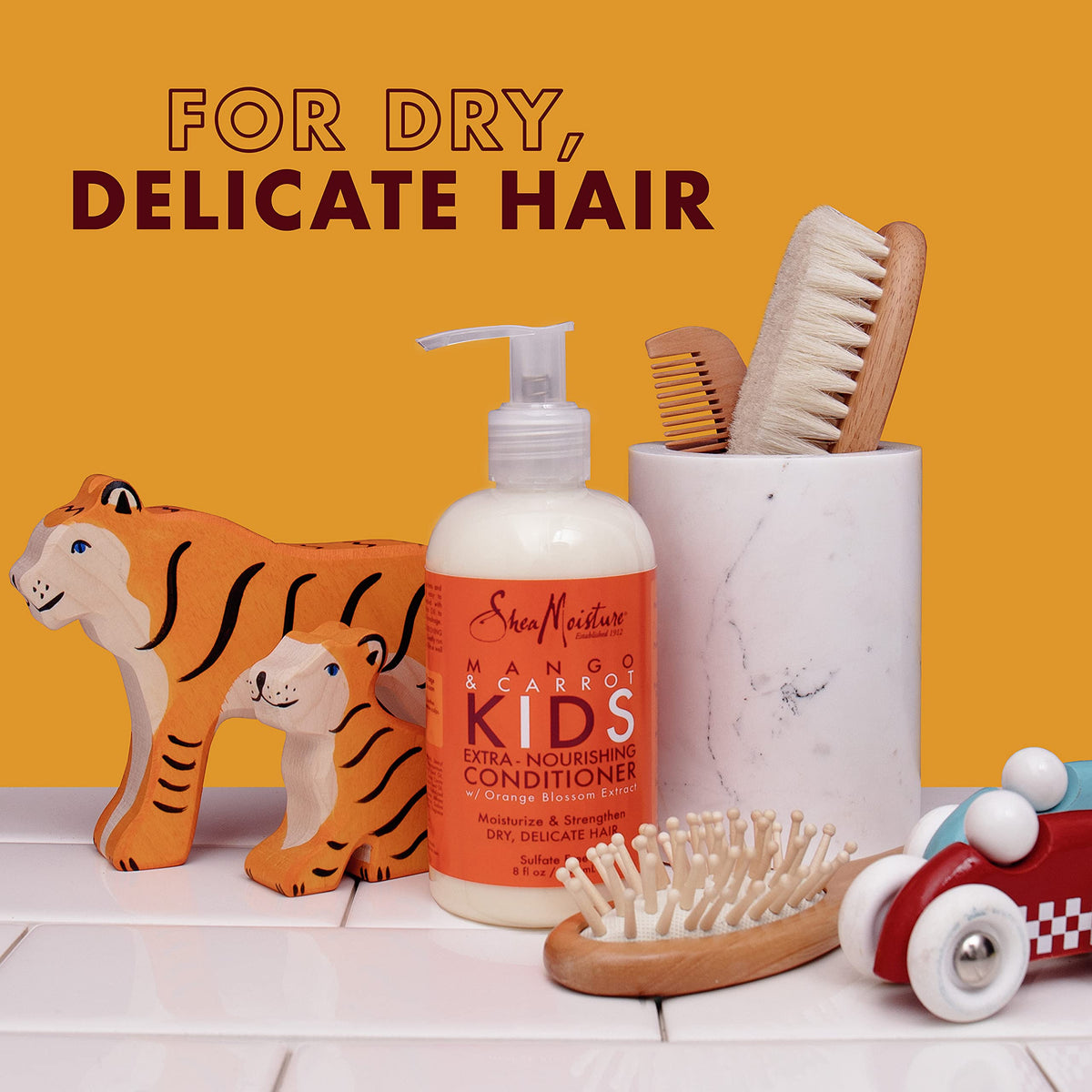 SheaMoisture creamy conditioner dollop demonstrating smooth slip