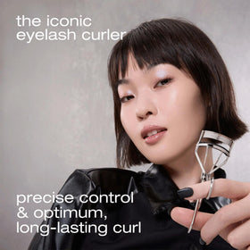 shu uemura replacement silicone pad included for consistent curling
