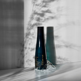 shu uemura art of hair before and after hair showing reduced breakage and smoother texture