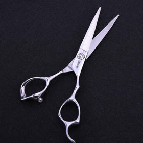 Silksnip cutting hair demonstration illustrating smooth, precise salon results