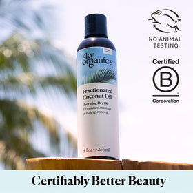 Sky Organics oil pouring closeup demonstrating smooth, fast‑absorbing texture