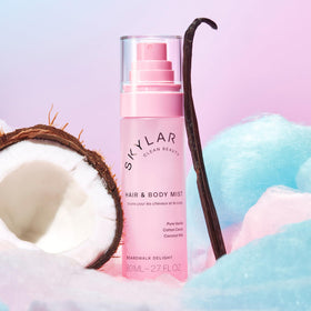 Skylar mist texture in air demonstrating lightweight, non-greasy finish