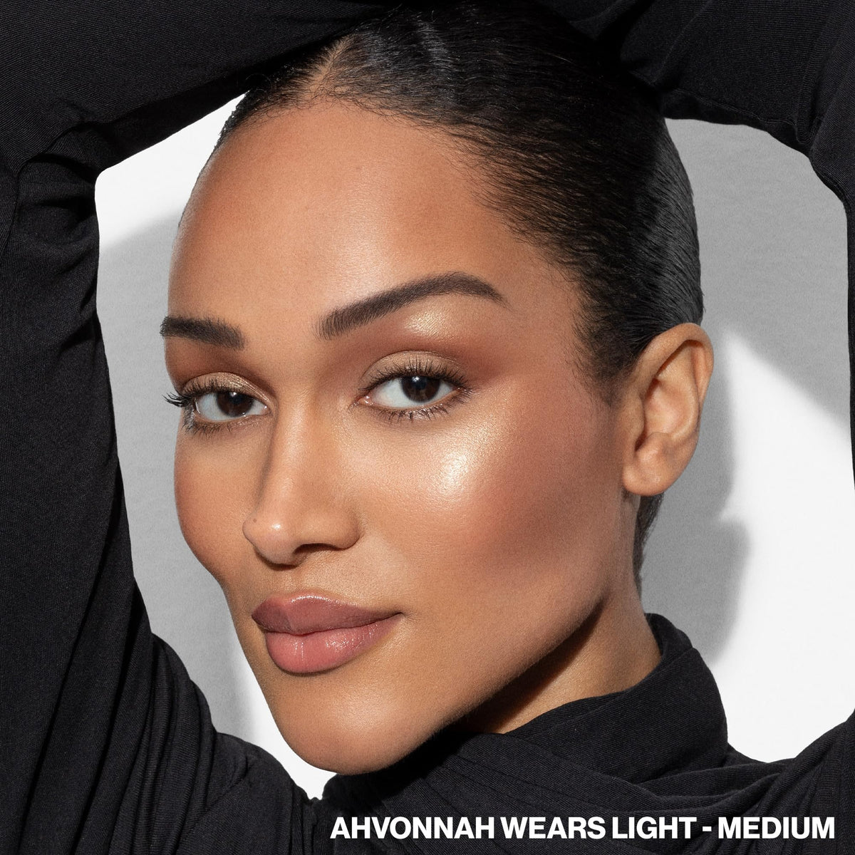 Smashbox palette in use as brush applies contour to cheek for defined dimension