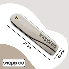 Snappi Co comb used to shape a beard showing precise styling control benefit