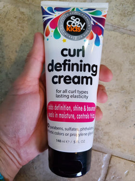 SoCozy cream texture close-up highlighting moisturizing, non-greasy formula