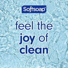 Softsoap rich lather detail demonstrating creamy foam that aids effective cleansing