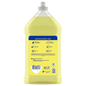 Softsoap rich lather close-up demonstrating gentle cleansing and moisture