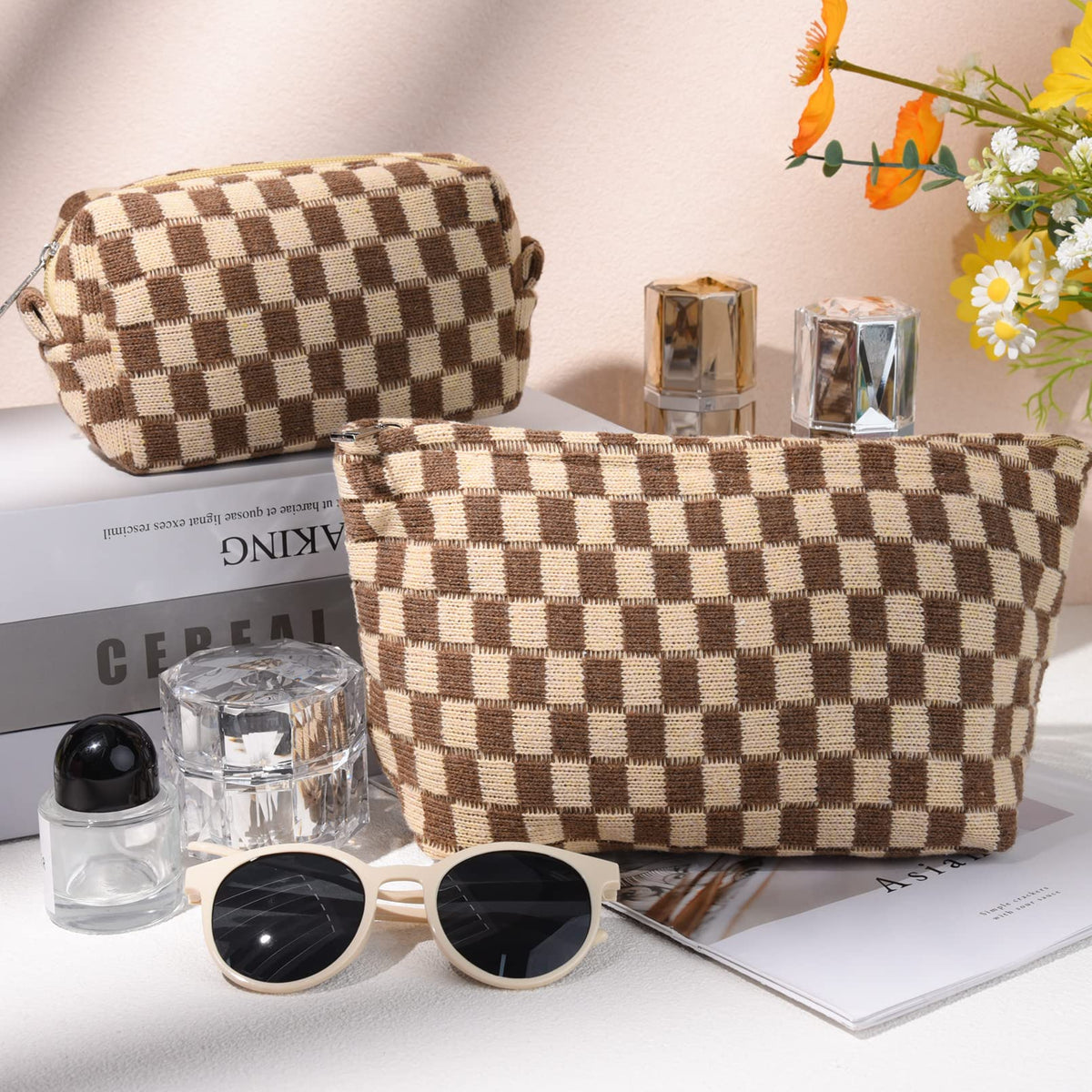 SOIDRAM large pouch open with makeup inside for quick-access benefit