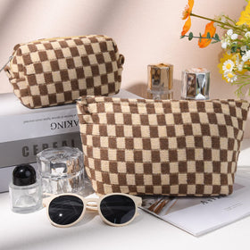 SOIDRAM large pouch open with makeup inside for quick-access benefit