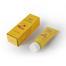 Srripo foam lather on skin illustrating gentle cleansing and refreshment