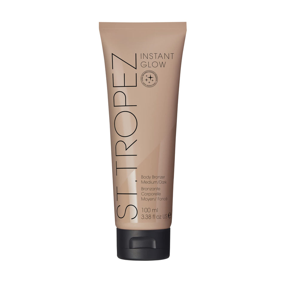 St.Tropez front packaging showing the bronzer bottle and benefits