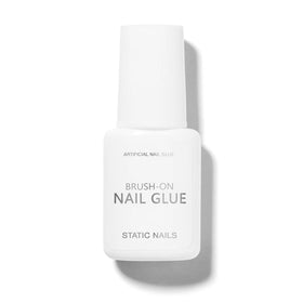 Static Nails front packaging showing bottle and label, highlighting value and capacity