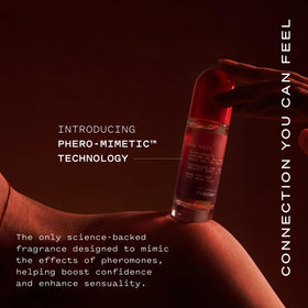 STRING THEORY Hannah oil texture drop highlighting rich gourmand oil for skin