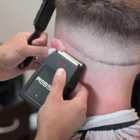 StyleCraft Rebel pivoting head in action contouring jawline for smoother shaves