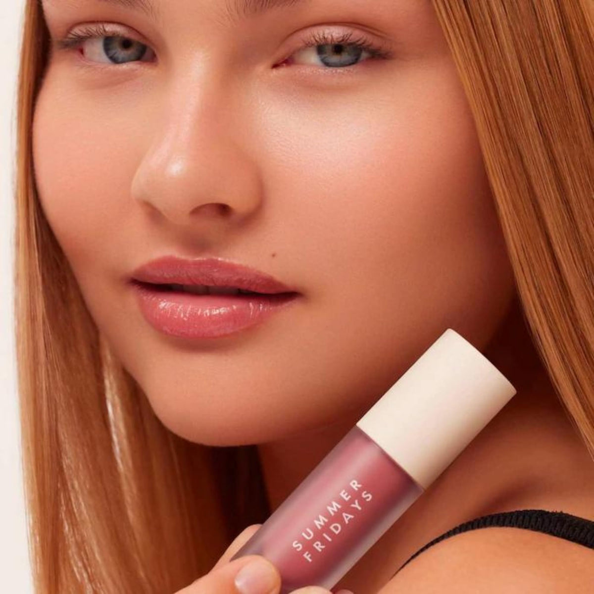 Summer Fridays texture drop highlighting lightweight oil texture and deep hydration