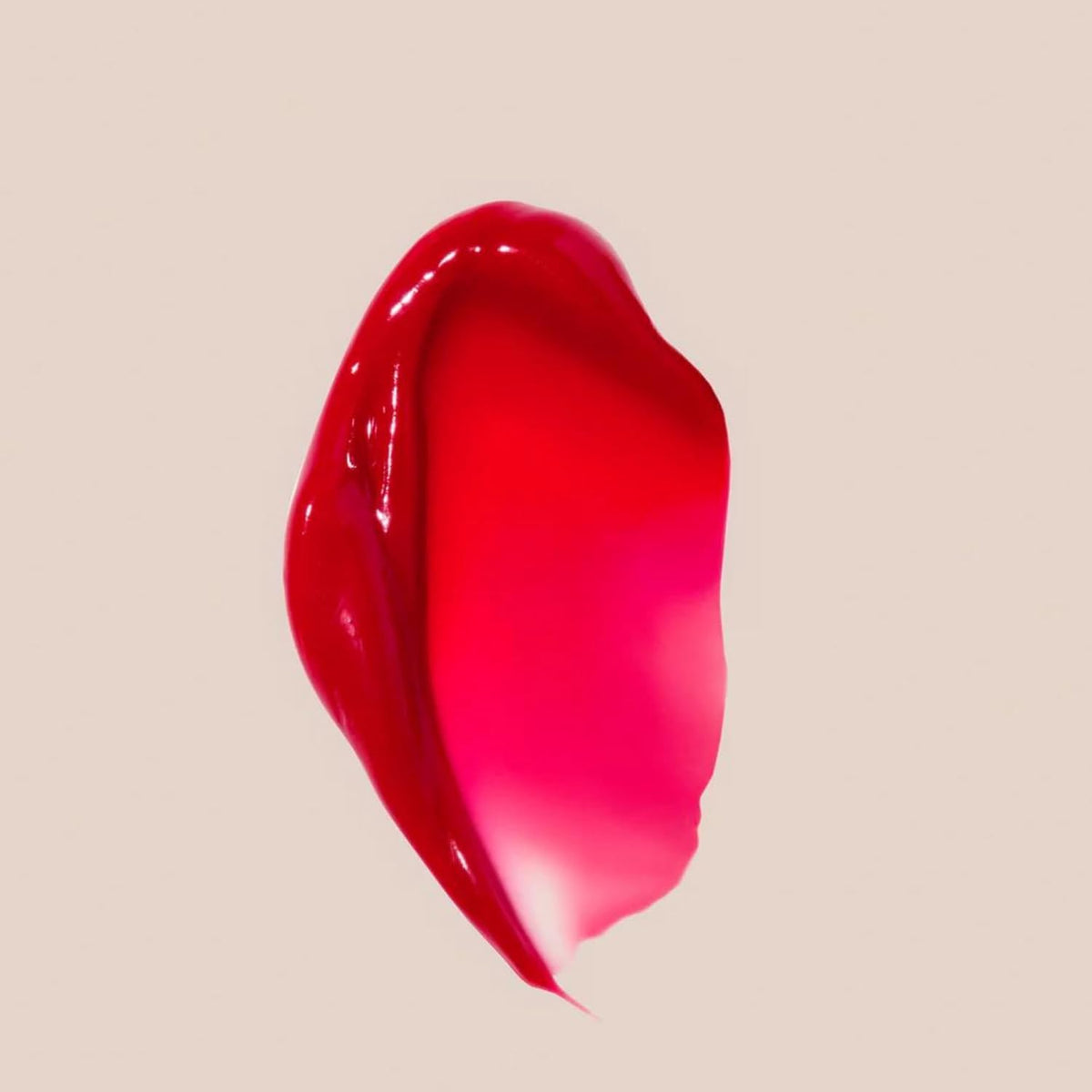 Summer Fridays open tube revealing creamy balm texture for smooth moisture