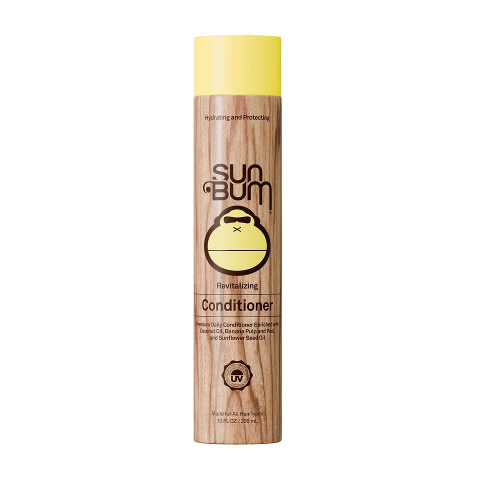 Sun Bum front packaging showing 10 oz bottle and beach-ready design benefiting daily hydration