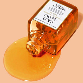 Sunday Riley dropper dispensing oil with precise application benefit