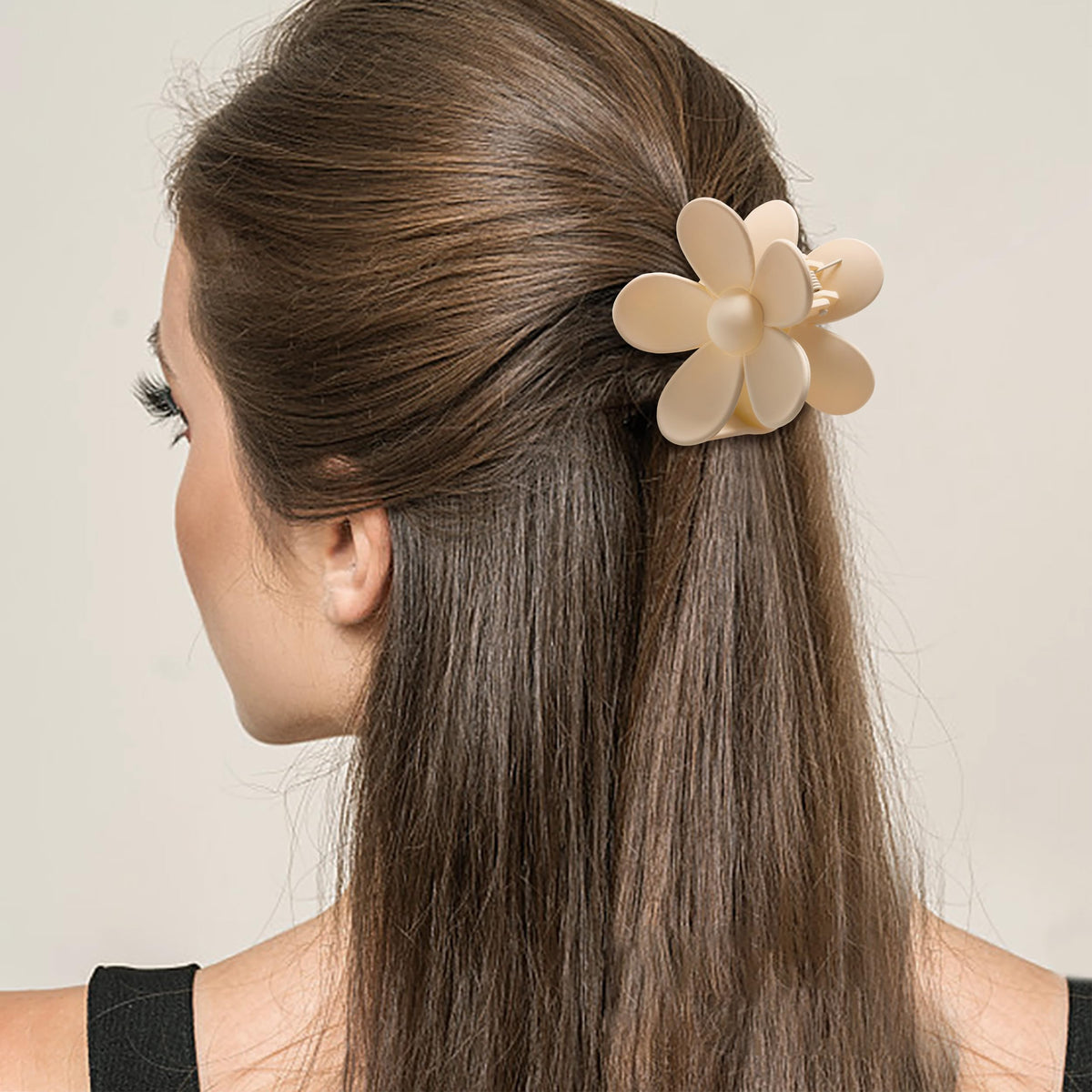 Sunolga detailed shot of large flower-style clip showing decorative finish