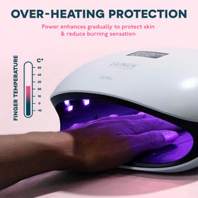 SUNUV lamp curing a hand in-use demonstrating consistent results and simple operation