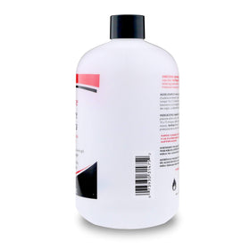 SuperNail pure acetone liquid close-up highlighting clarity and fast action