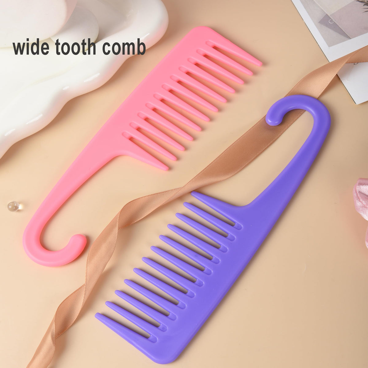 SUPHOUSE parent brushing toddler hair to show gentle detangling and everyday use