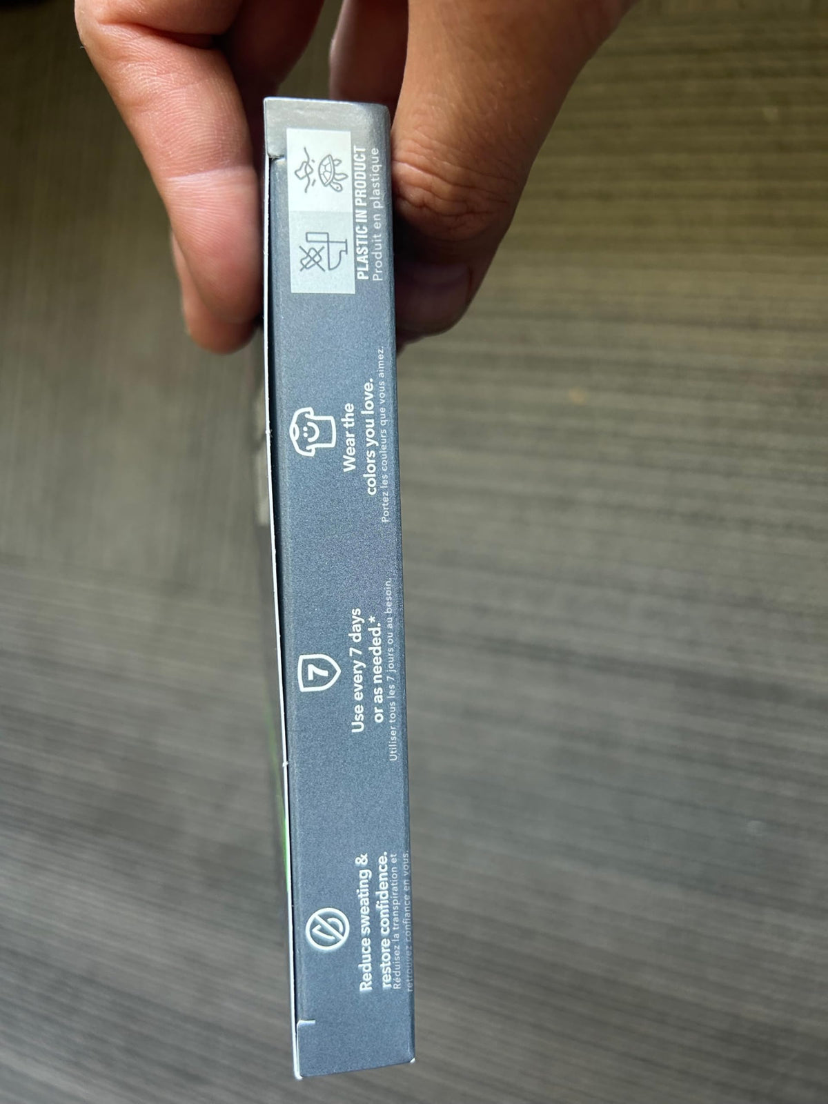 SweatBlock ten-pack display illustrating number of sealed single-use wipes
