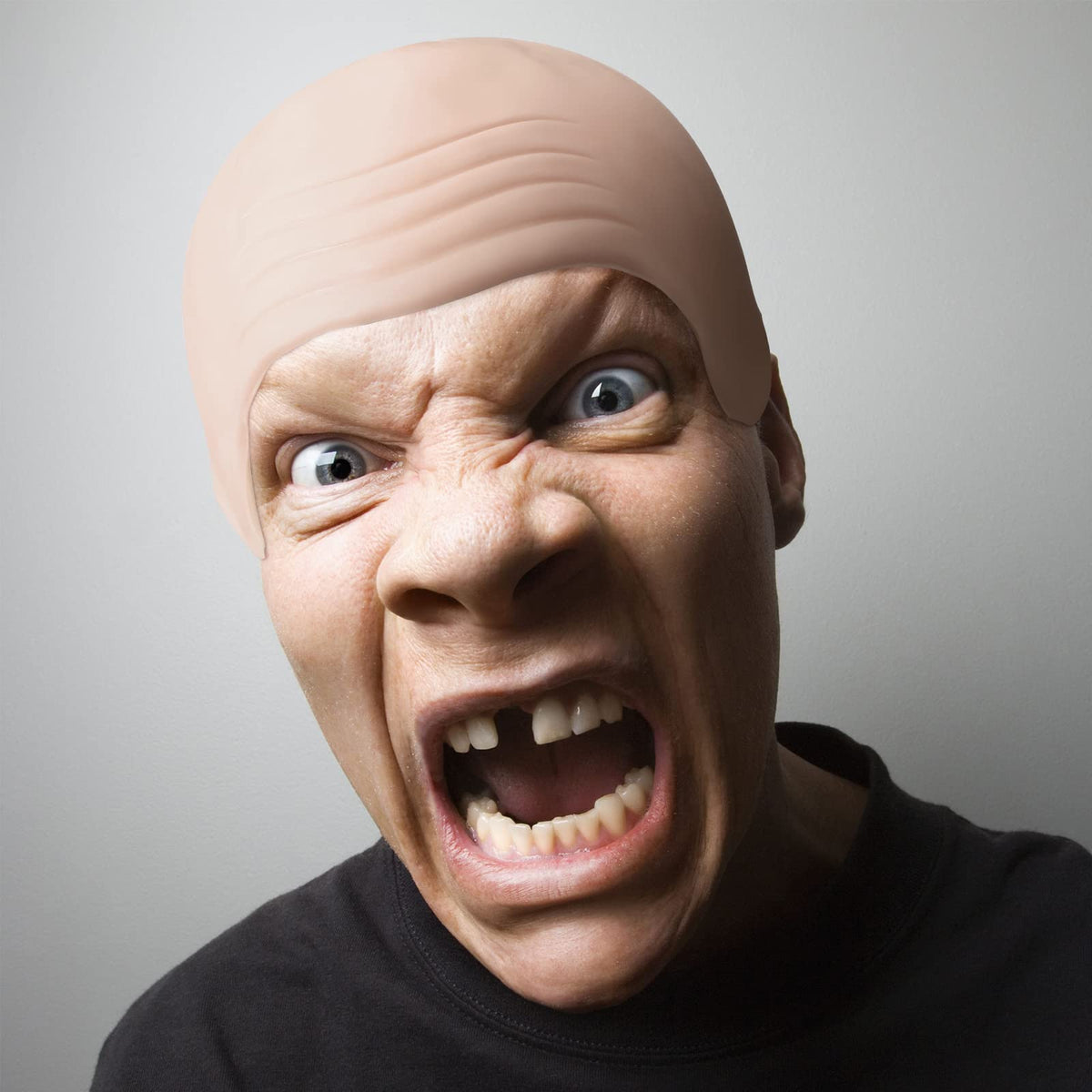 Syhood model wearing cap during application for easy use demonstration