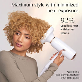 T3 StyleMax smoothing comb detail showing teeth for detangling textured hair