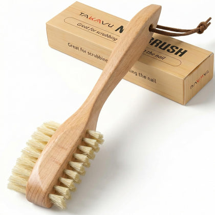TAKAVU front view showing wood handle and balanced grip benefit