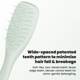 TANGLE TEEZER close-up of bristle pattern illustrating gentle detangling performance
