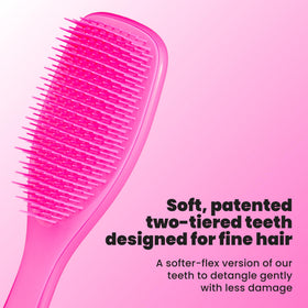 TANGLE TEEZER side profile revealing dual‑tier teeth for gentle detangling benefit