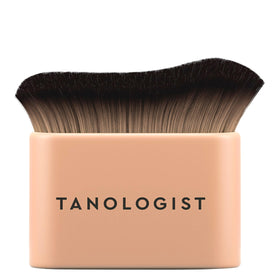 Tanologist brush front view showing full head for streak-free application