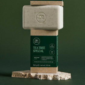 Tea Tree close-up of parsley flakes texture highlighting exfoliation
