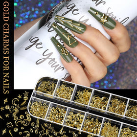 Teenitor manicure lifestyle image with gold accents, perfect for social-ready nails