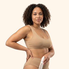 THE BIKINI LINE CO. ingredient display with salicylic acid and niacinamide clarity benefit