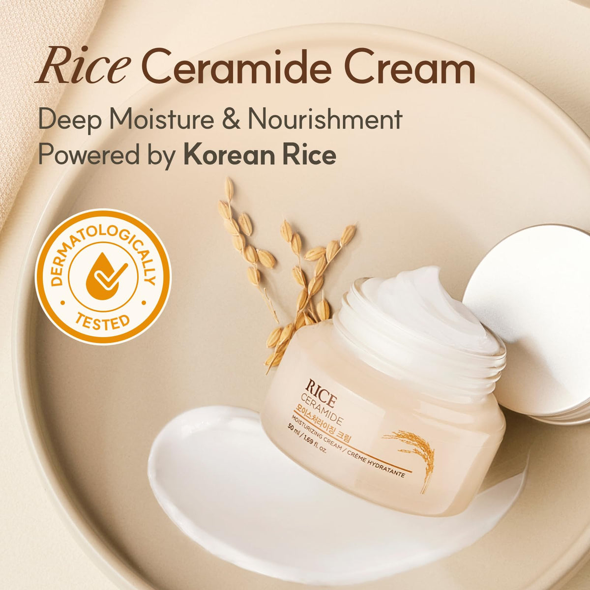 Close-up texture of The Face Shop cream highlighting fast-absorbing silky feel