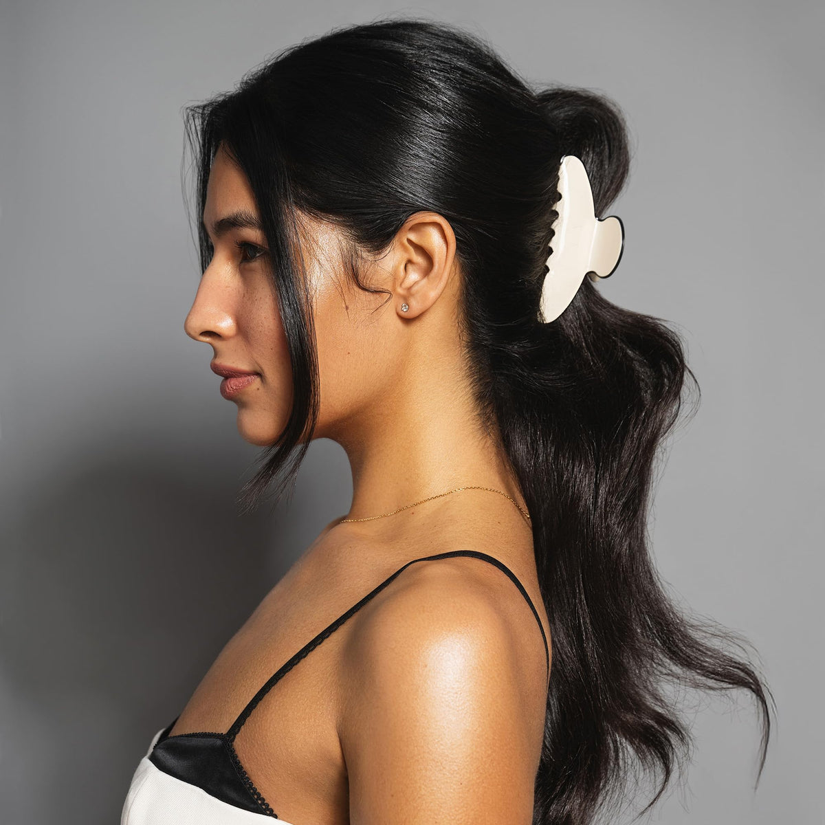 The Hair Edit couture clip side profile highlighting modern silhouette and balance