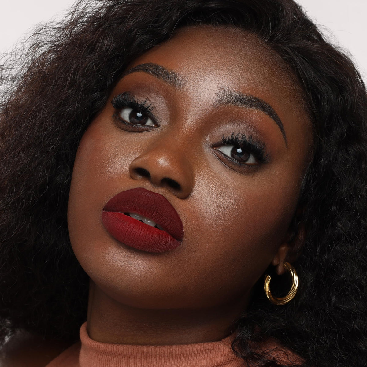 The Lip Bar lips application step-by-step showing buildable coverage