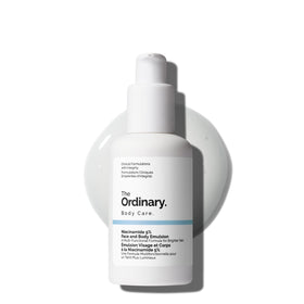 The Ordinary front packaging showing bottle and label, communicates product identity and clarity