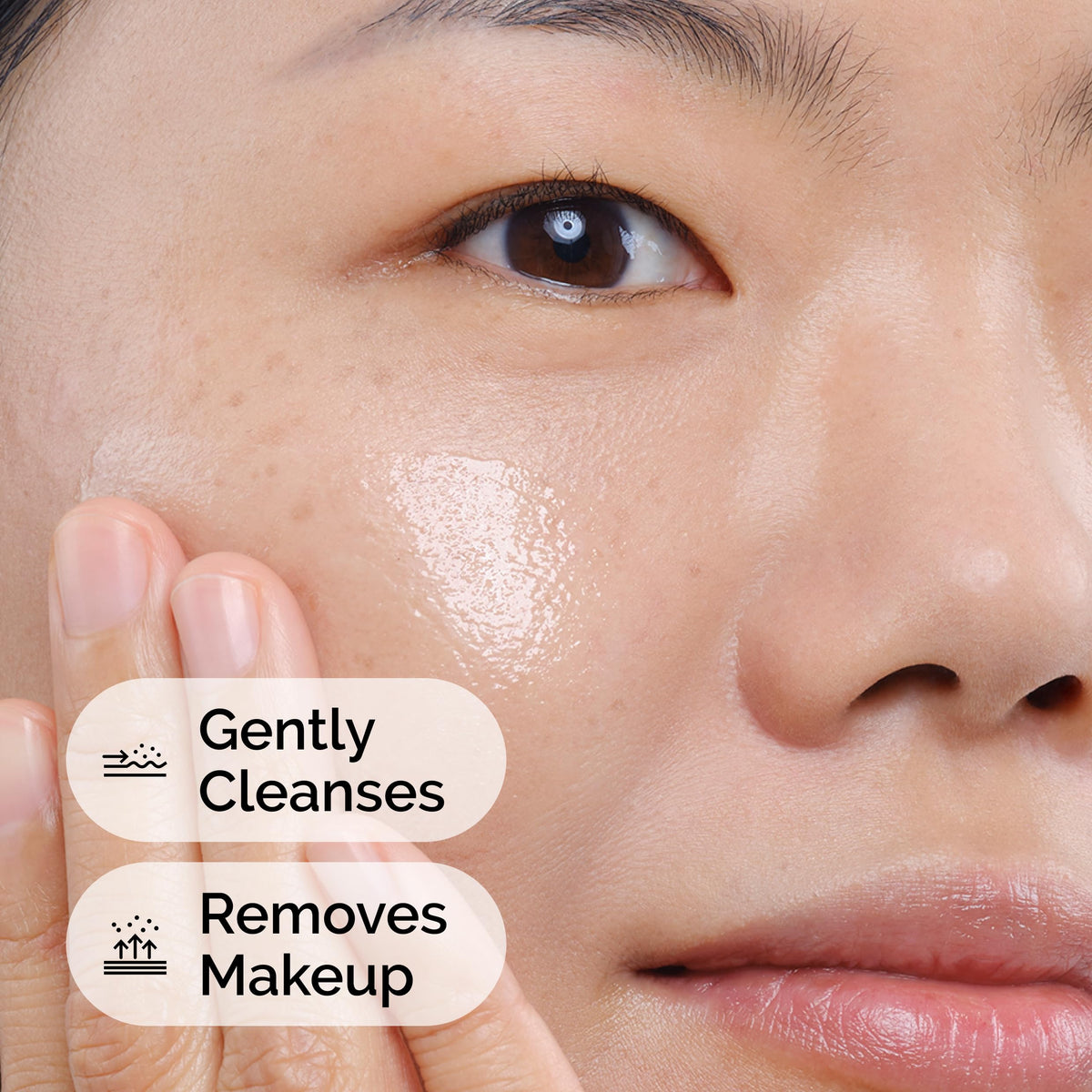 The Ordinary pump and label detail highlighting ingredient panel and easy-dispense benefit