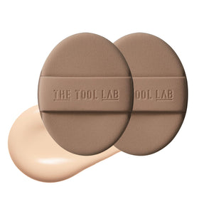 THE TOOL LAB oval puff front view showing shape and smooth glow finish benefits blending